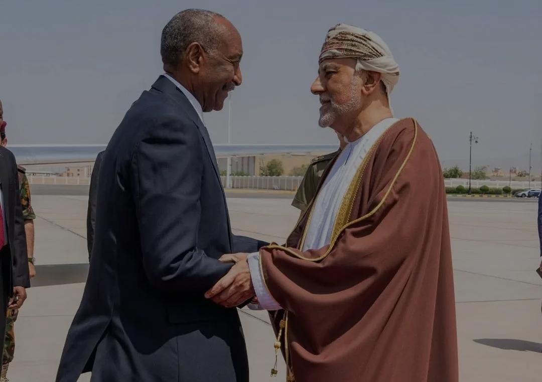 مباحثات بين البرهان والرئيس العماني