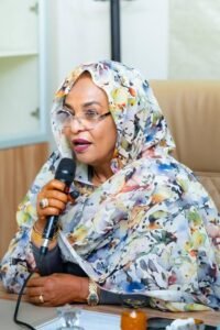 محافظ بنك السودان تطالب صندوق النقد الدولي بدعم السودان للعبور من أزمته