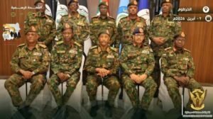 البرهان يصدر قرار مفاجئ بإلغاء تعيين نائب القائد العام ومساعديه 12 البرهان يصدر قرار مفاجئ بإلغاء تعيين نائب القائد العام ومساعديه