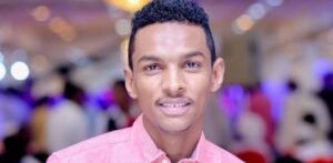 تعرض إعلامي شهير للضرب والنهب بالسعودية 12 تعرض إعلامي شهير للضرب والنهب بالسعودية