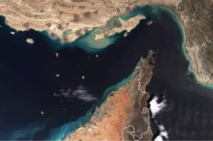 تفاصيل فتح مضيق هرمز.. ماذا رد ترمب 