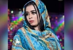 فنانة شهيرة تقاضي البرنس 