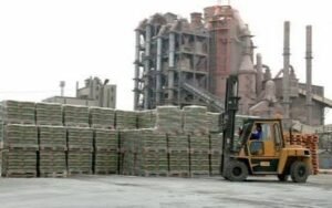 مصنع الشمال يقدم تجربة رائدة بتوظيف الطاقة الشمسية.. تفاصيل 12 مصنع الشمال يقدم تجربة رائدة بتوظيف الطاقة الشمسية.. تفاصيل