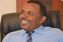 أسامة عبد الماجد يكتب: تغييرات مكاتب البرهان 14 images 50 4