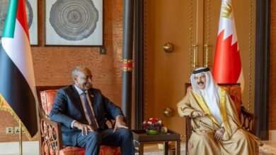ملك البحرين يتعهد بتعزيز التعاون مع السودان وفتح آفاق جديدة 16 استقبله ملك البحرين.. تفاصيل زيارة البرهان إلى المنامة