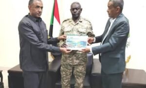 والي الخرطوم: إعتماد المنهج الإستراتيجي في إدارة شؤون الولاية يمثل الخيار الأمثل 12 والي الخرطوم: إعتماد المنهج الإستراتيجي في إدارة شؤون الولاية يمثل الخيار الأمثل