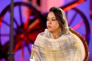 السجن والغرامة للصحفية رشان اوشى