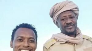 ياخبر.. السلطات التشادية تصدر أوامر بإعتقال عبد الرحيم دقلو!! 12 ياخبر.. السلطات التشادية تصدر أوامر بإعتقال عبد الرحيم دقلو!!