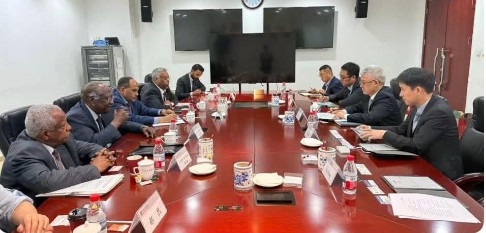 ترتيبات لتعزيز الشراكات الاستثمارية بين البنك الزراعي السوداني وصندوق التنمية الصيني- الأفريقي 11 FB IMG 1780328623103