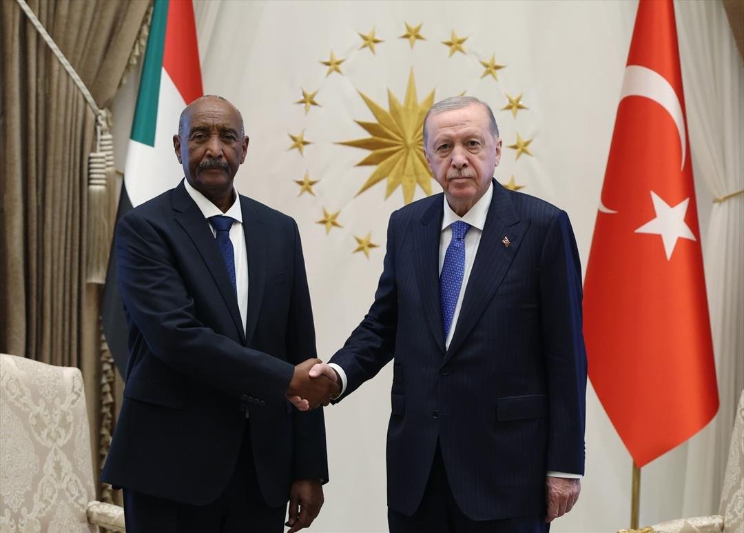 البرهان يصل تركيا ويلتقي اردوغان .. تفاصيل!! 11 IMG 20260602 WA0011