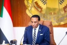 هل تراجع رئيس الوزراء عن حظر السلع وتخفيض الموظفين والعاملين!! 15 بعد شهر من تطبيقه.. قرار حظر السلع تحت مجهر خبراء إقتصاديين.. ماذا قالوا!!