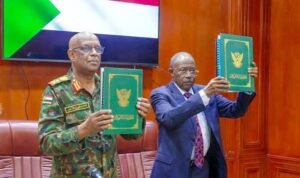 خلال عملية التسليم والتسلم ماذا قال الأمين العام السابق بمجلس السيادة 