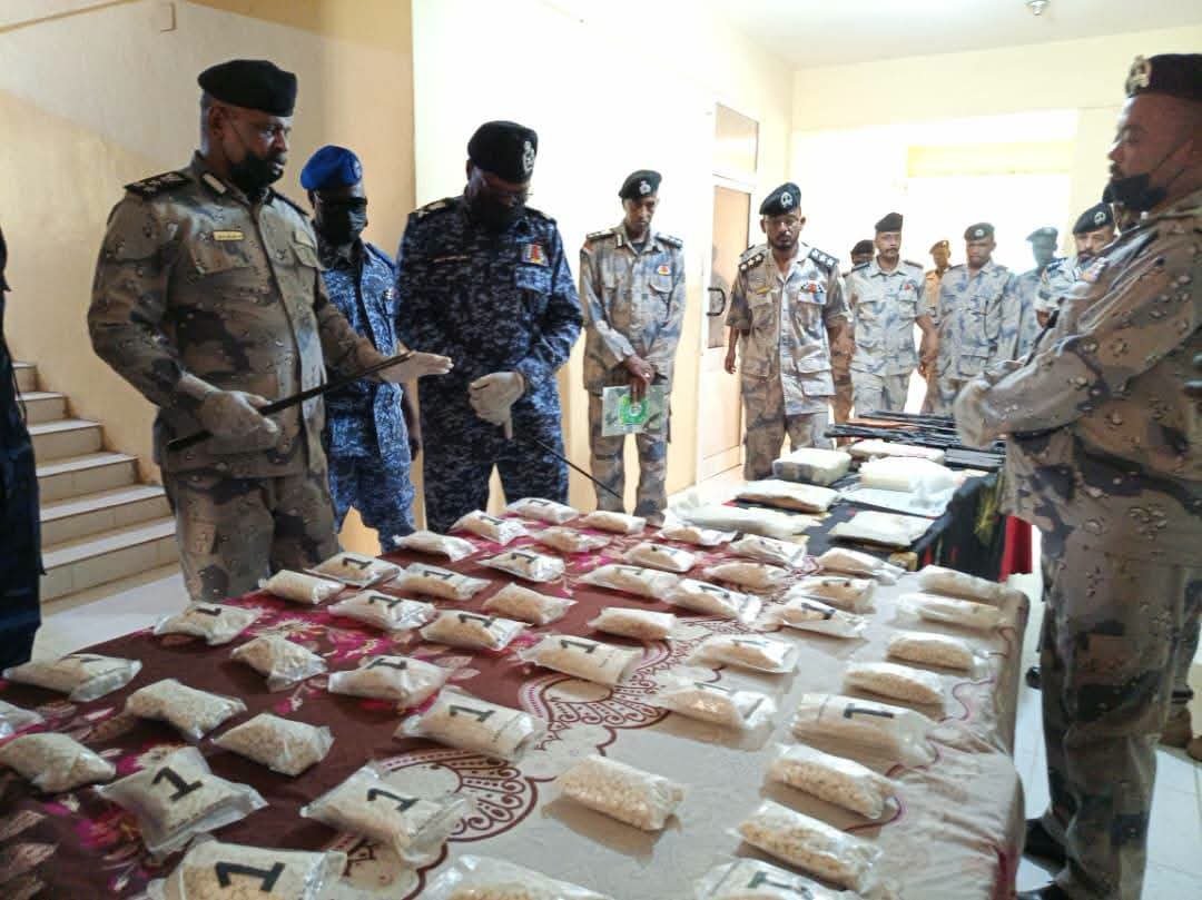 "مكافحة التهريب بكسلا" تحبط تهريب 50 ألف حبة كبتاجون 11 IMG 20260704 WA0003 1