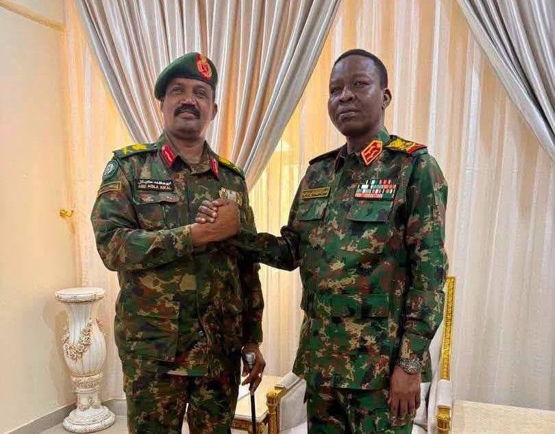 الكباشي يلتقي قائد درع السودان 11 WA 1785432038991