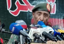 من داخل المجلس التشريعي.. البرهان يوجه بتخفيف معاناة المواطنين وتوسيع فرص العمل ودعم الأنشطة الاقتصادية 12 IMG 20260815 WA0013