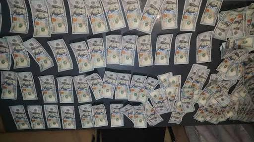 المباحث تضبط أخطر متهم بسرقة دولارية بكسلا 11 WA 1786043929265