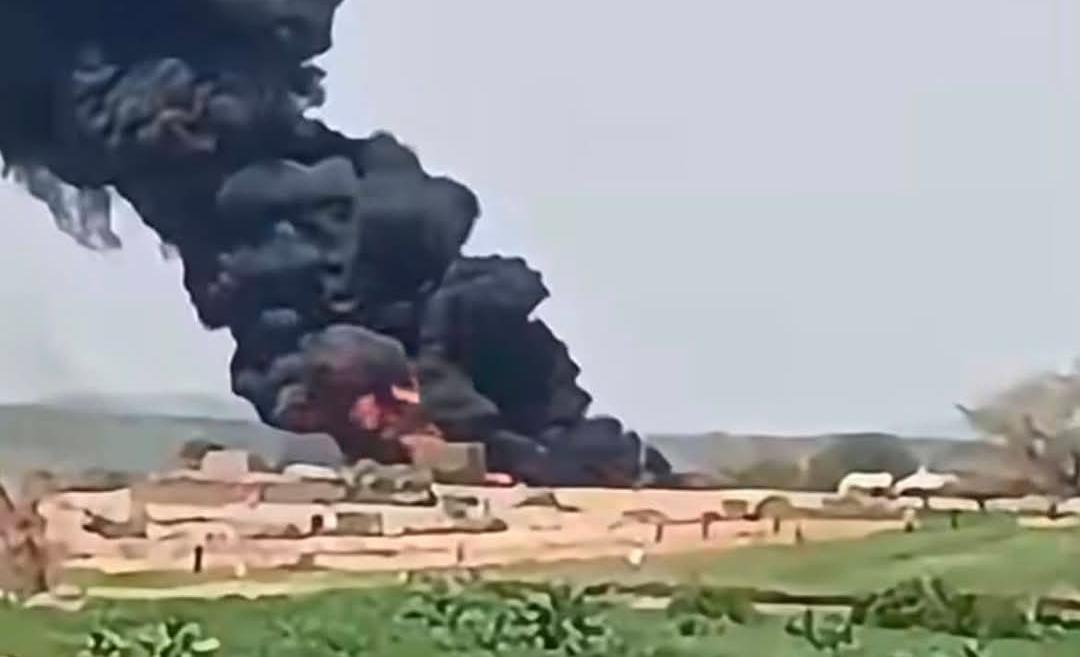 الجيش ينفذ إستراتيجية مكثفة لتجفيف خطوط الإمداد العسكري للمليشيا 11 WA 1787862827102
