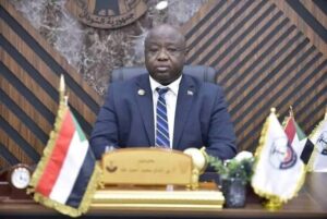 وزير المعادن يطالب بالاخلاء الفوري لمناطق التعدين من التشكيلات العسكرية 