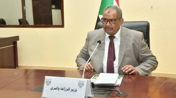 وزير الزراعة والري يعلن عن بشريات لمزارعي مشروع العالياب 11 images 68 2
