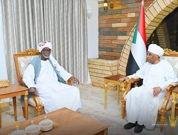 رئيس الوزراء يلتقي بالناظر ترك.. ماذا دار !! 11 images 69