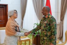 المبعوثة الأوروبية تبلغ البرهان تحذيرات !! 3 IMG 20260912 WA0007